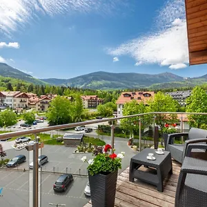  Apartment Bluesky: Mountain View Retreat In Poland